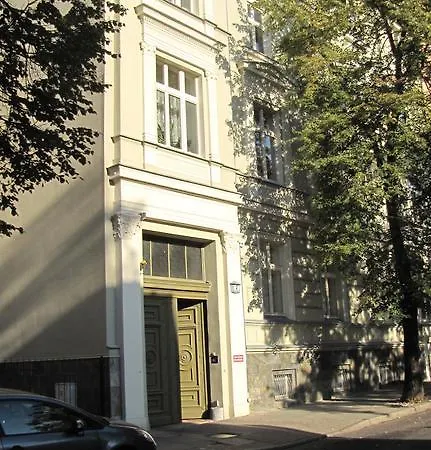 Klimatyczne Mieszkanie W Kamienicy